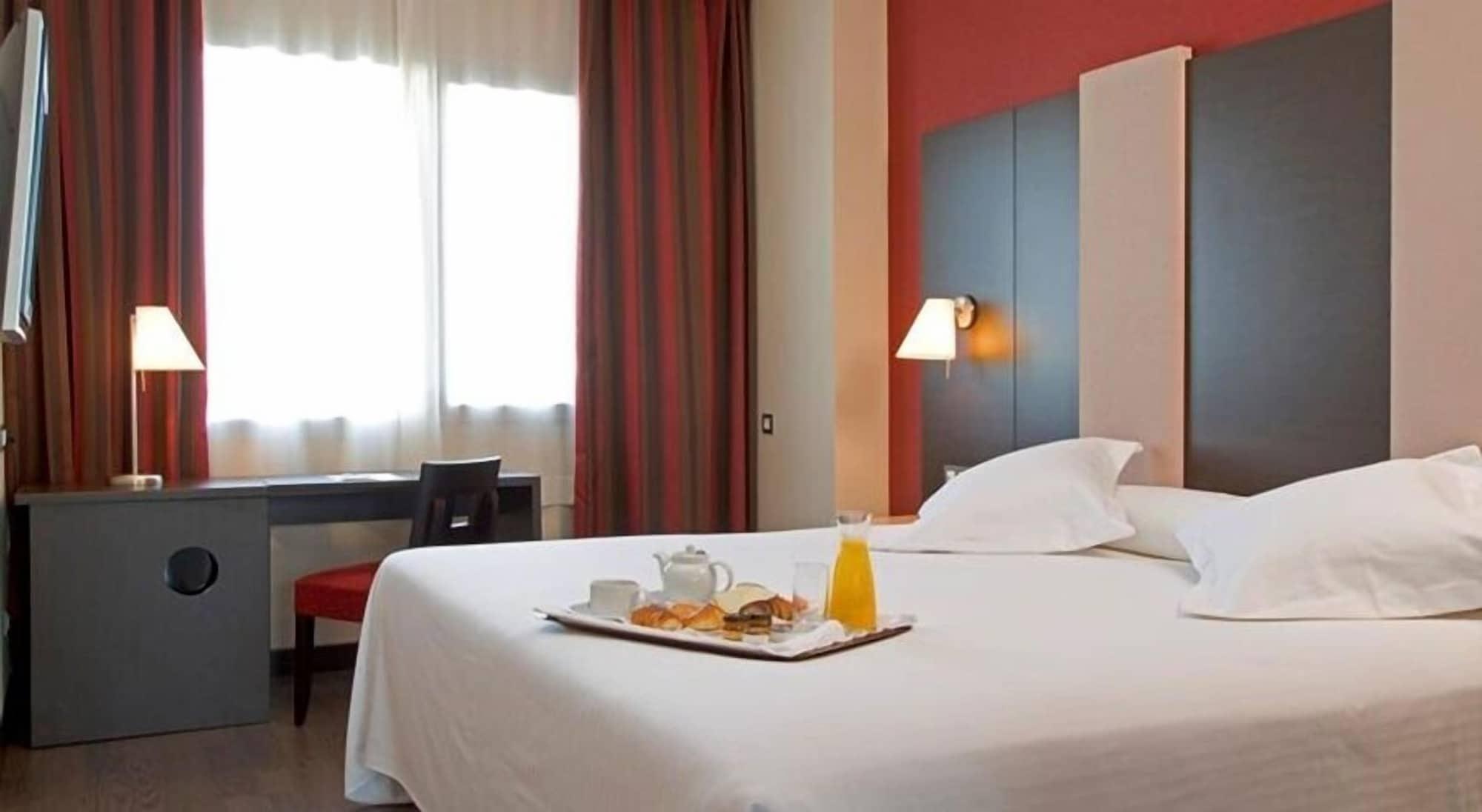 Hotel Agustinos Berriozar Bagian luar foto