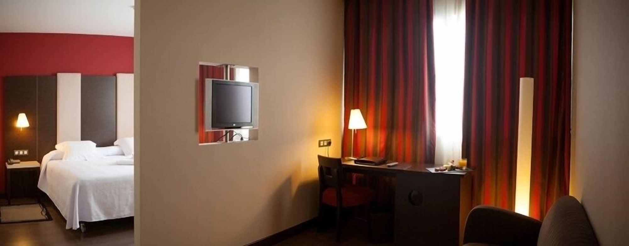 Hotel Agustinos Berriozar Bagian luar foto